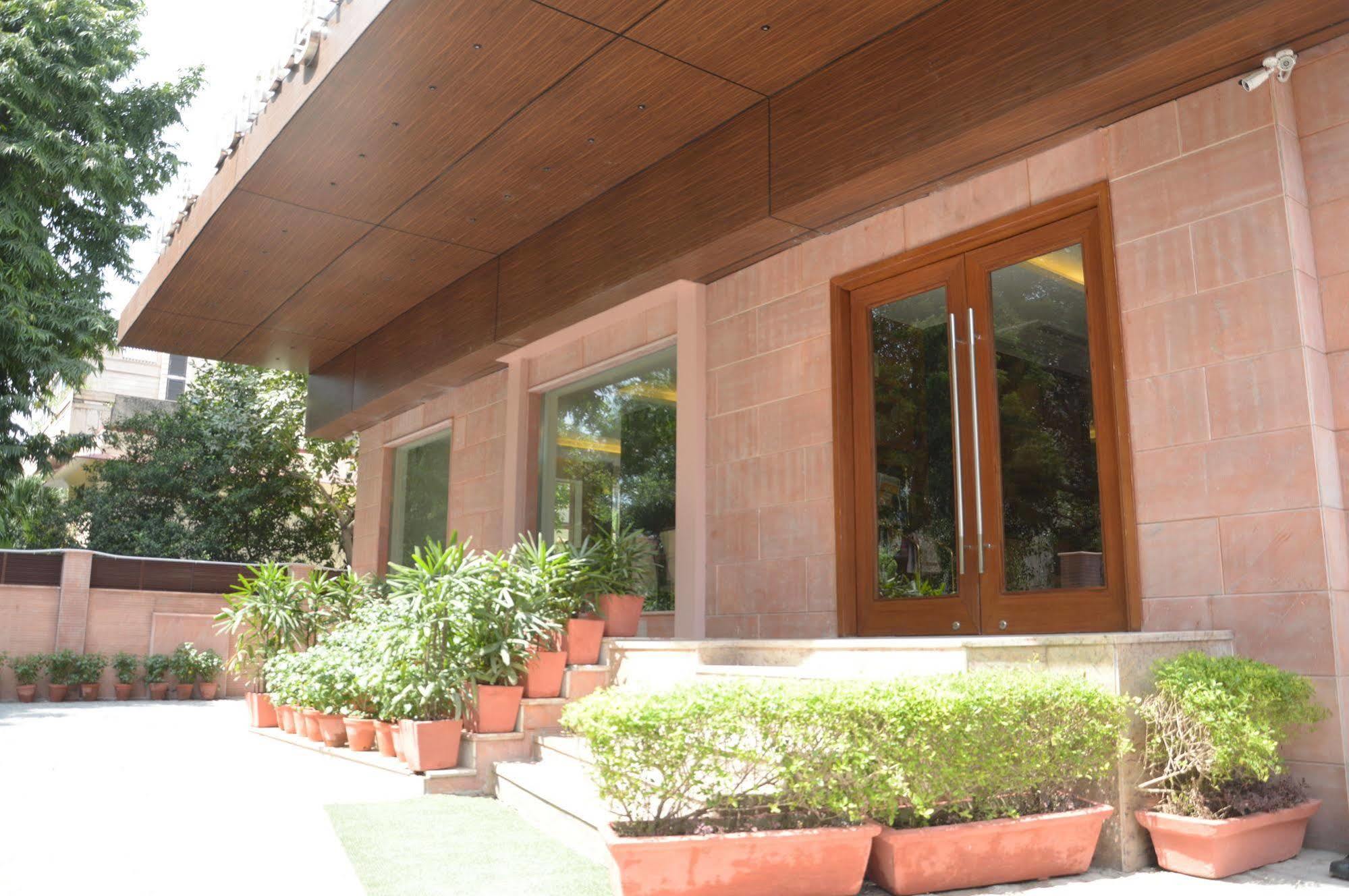Connaught Royale Delhi Hotel Nova Deli Exterior foto
