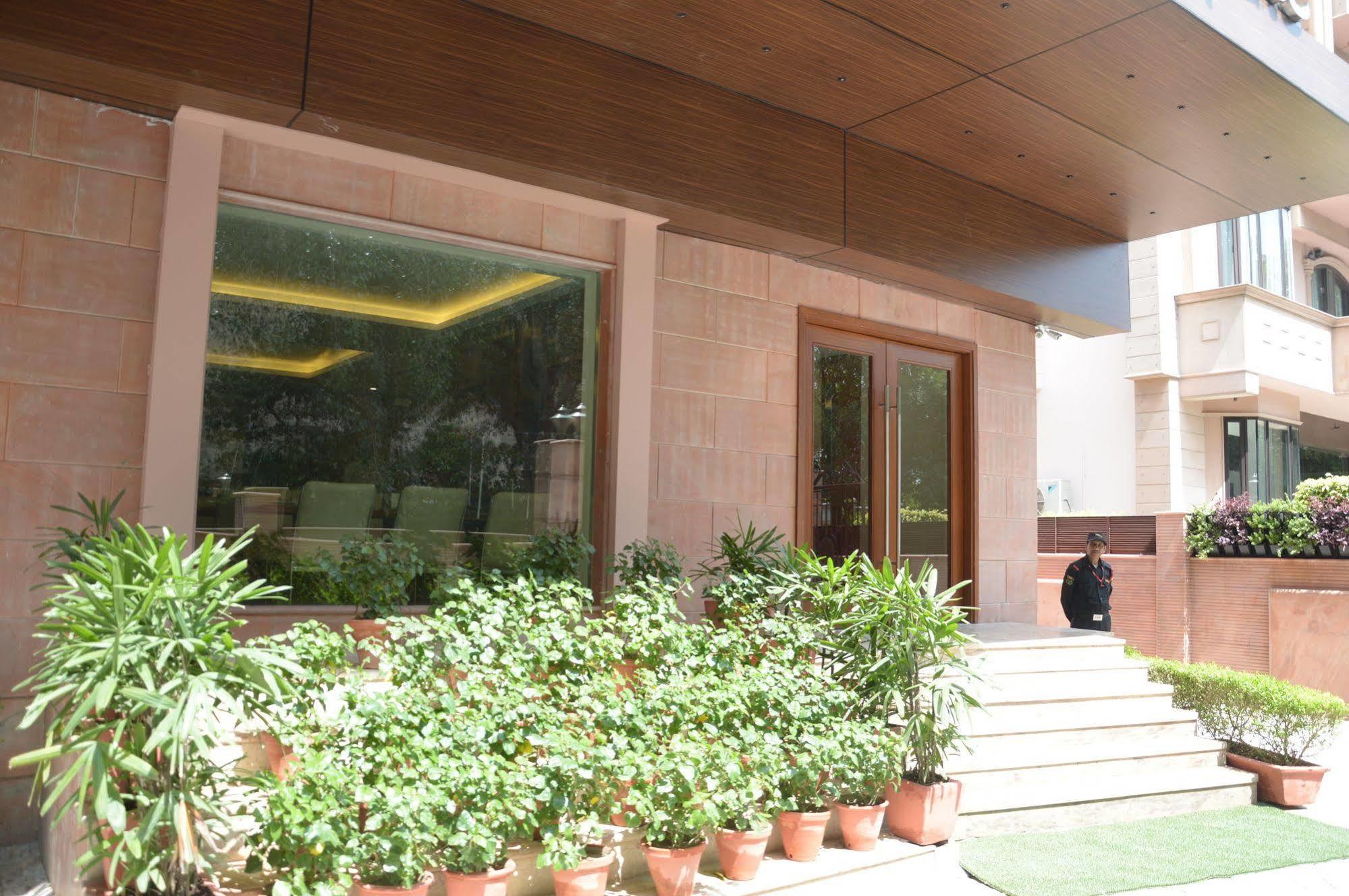 Connaught Royale Delhi Hotel Nova Deli Exterior foto